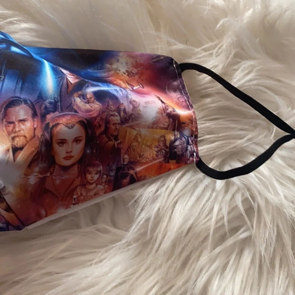 New without tags Star Wars Mask